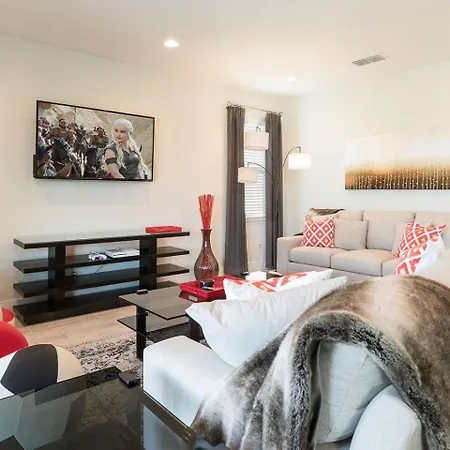 Modern 5 Bdrm Home With Themed Games Room At Encore